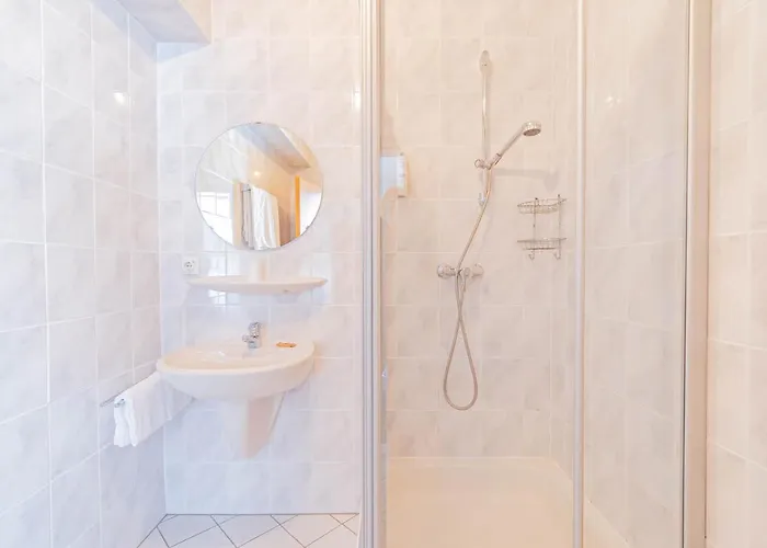 Le Petit Poete 2* Echternach