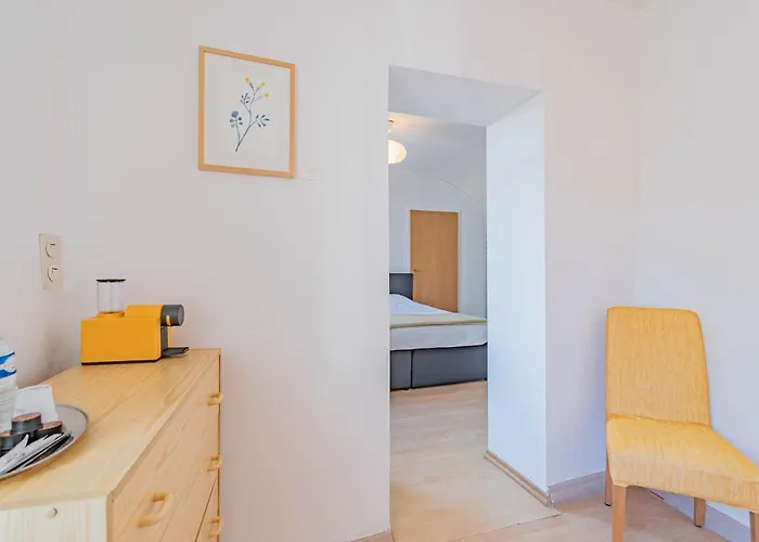 Hotel Le Petit Poete