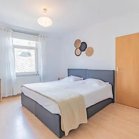 Le Petit Poete Hotel 2*