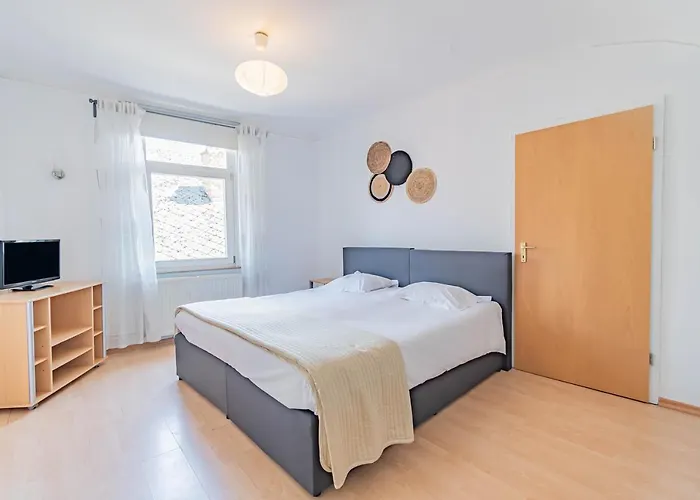 Le Petit Poete ホテル 2*